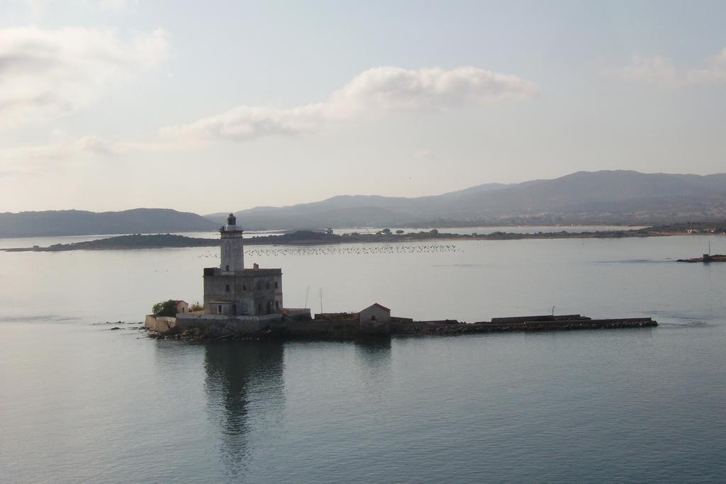 Guest House Suite Όλμπια Εξωτερικό φωτογραφία