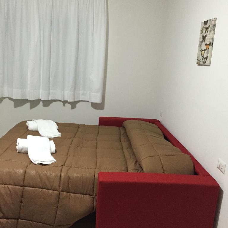 Guest House Suite Όλμπια Εξωτερικό φωτογραφία
