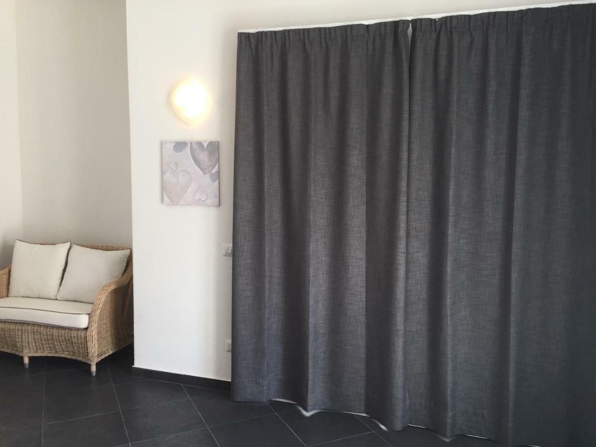 Guest House Suite Όλμπια Εξωτερικό φωτογραφία
